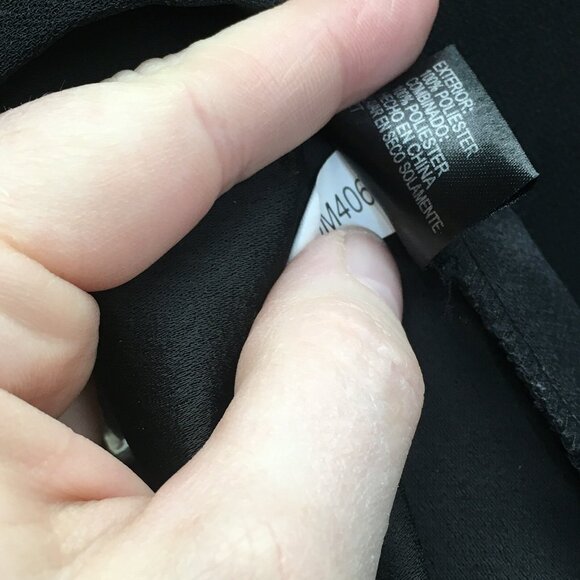 Black Blouse Top Women Size Medium 3/4 Sleeve Chest Pockets Career Business - Picture 4 of 5